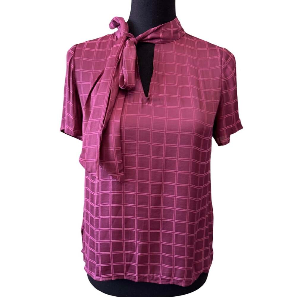 NEW VINCE CAMUTO Pink Check Short Sleeve Tie Neck Blouse Top Size XXS